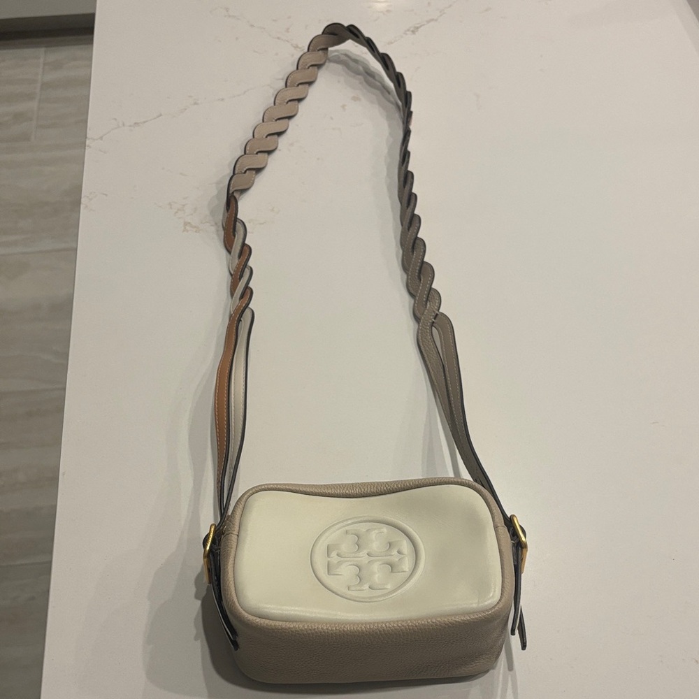 Tory Burch Mini Perry Bombe Twisted Strap